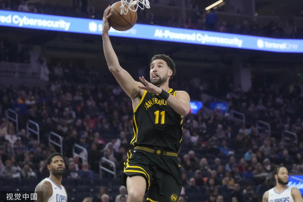 而榜首之争 而榜首之争